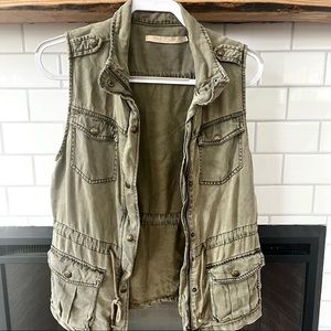 Olive Green Cargo Vest 